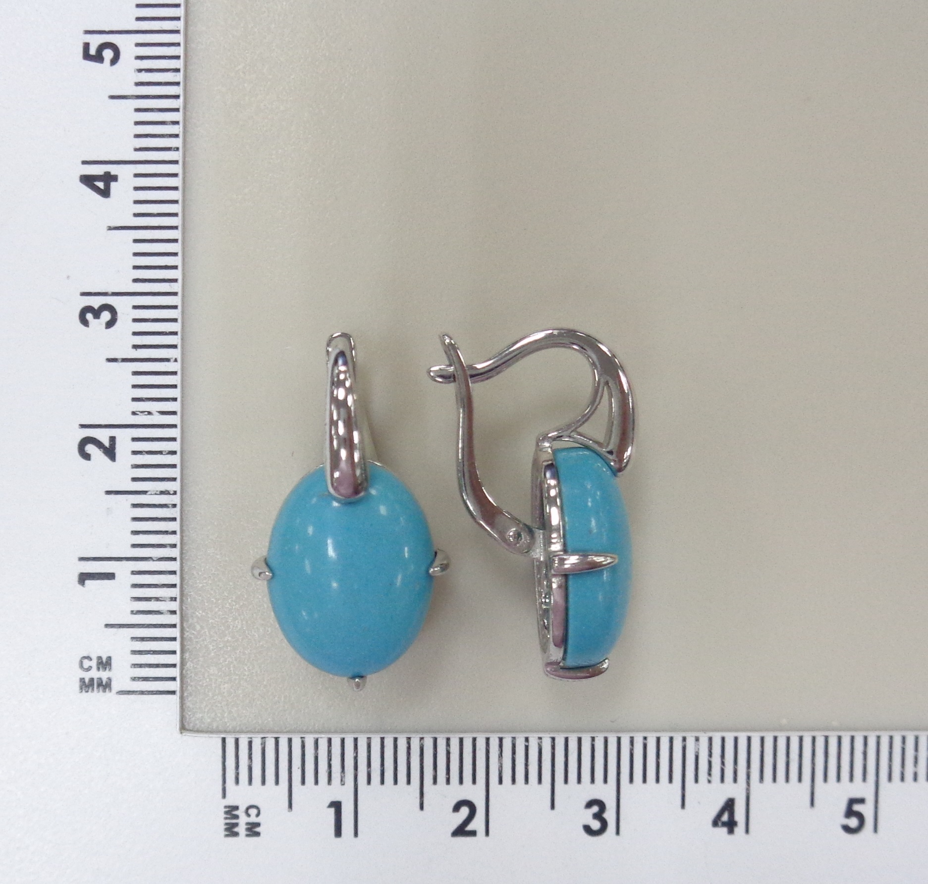 Серебряные серьги с бирюзой